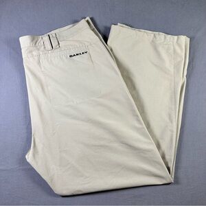 Oakley Golf Pants Mens 40x30 Beige Khaki Straight Leg Performance Tech Chino